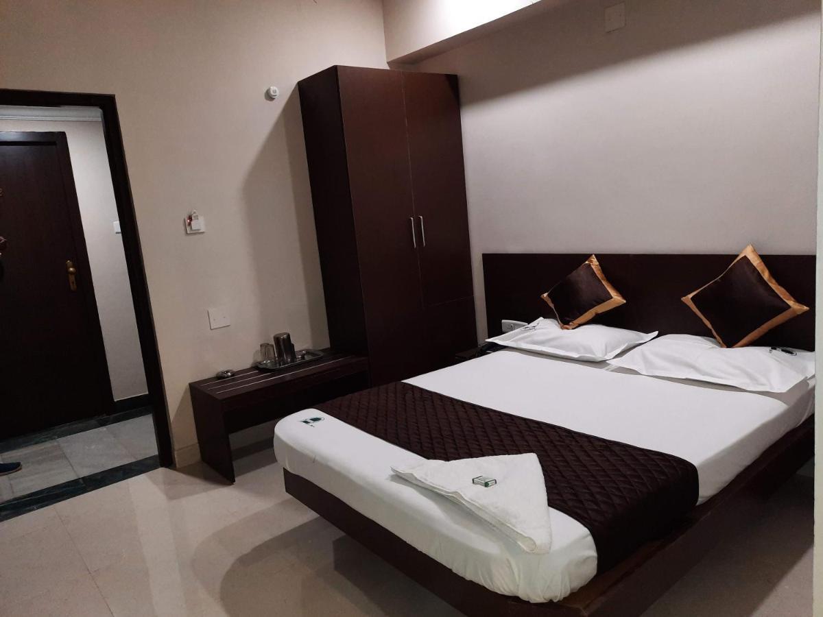 Hotel Aiba Regency โคอิมบาทอร์ ภายนอก รูปภาพ