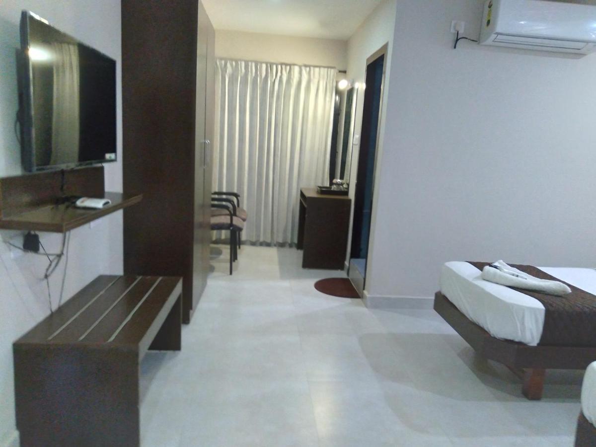 Hotel Aiba Regency โคอิมบาทอร์ ภายนอก รูปภาพ