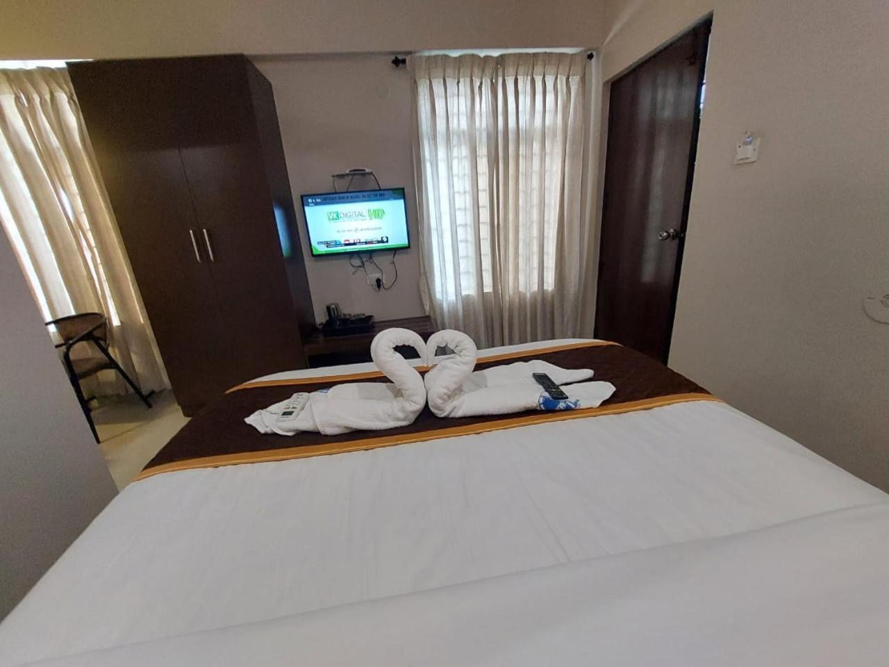 Hotel Aiba Regency โคอิมบาทอร์ ภายนอก รูปภาพ