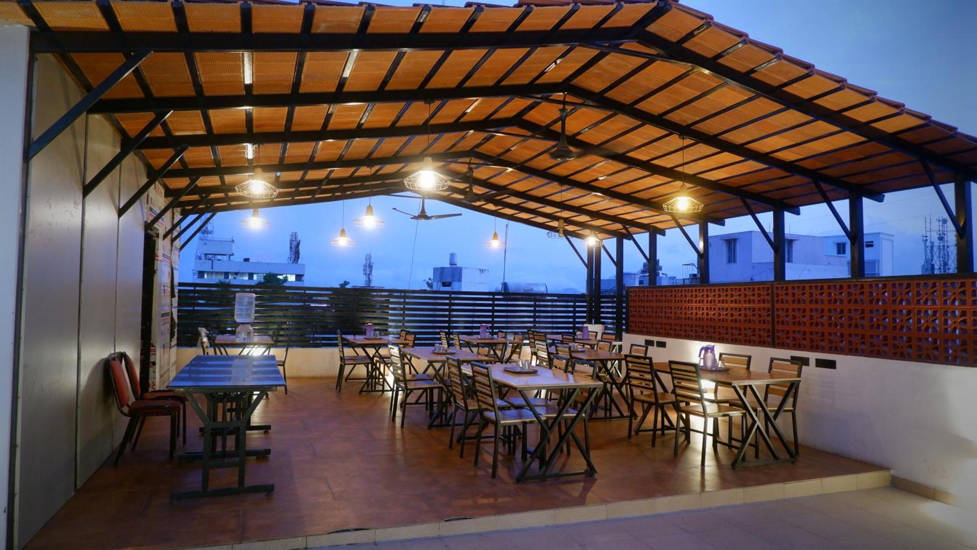 Hotel Aiba Regency โคอิมบาทอร์ ภายนอก รูปภาพ